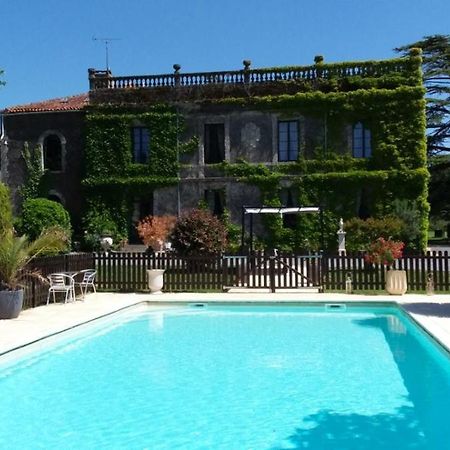 Chateau Le Poiron Bed and Breakfast Pissotte Exteriör bild